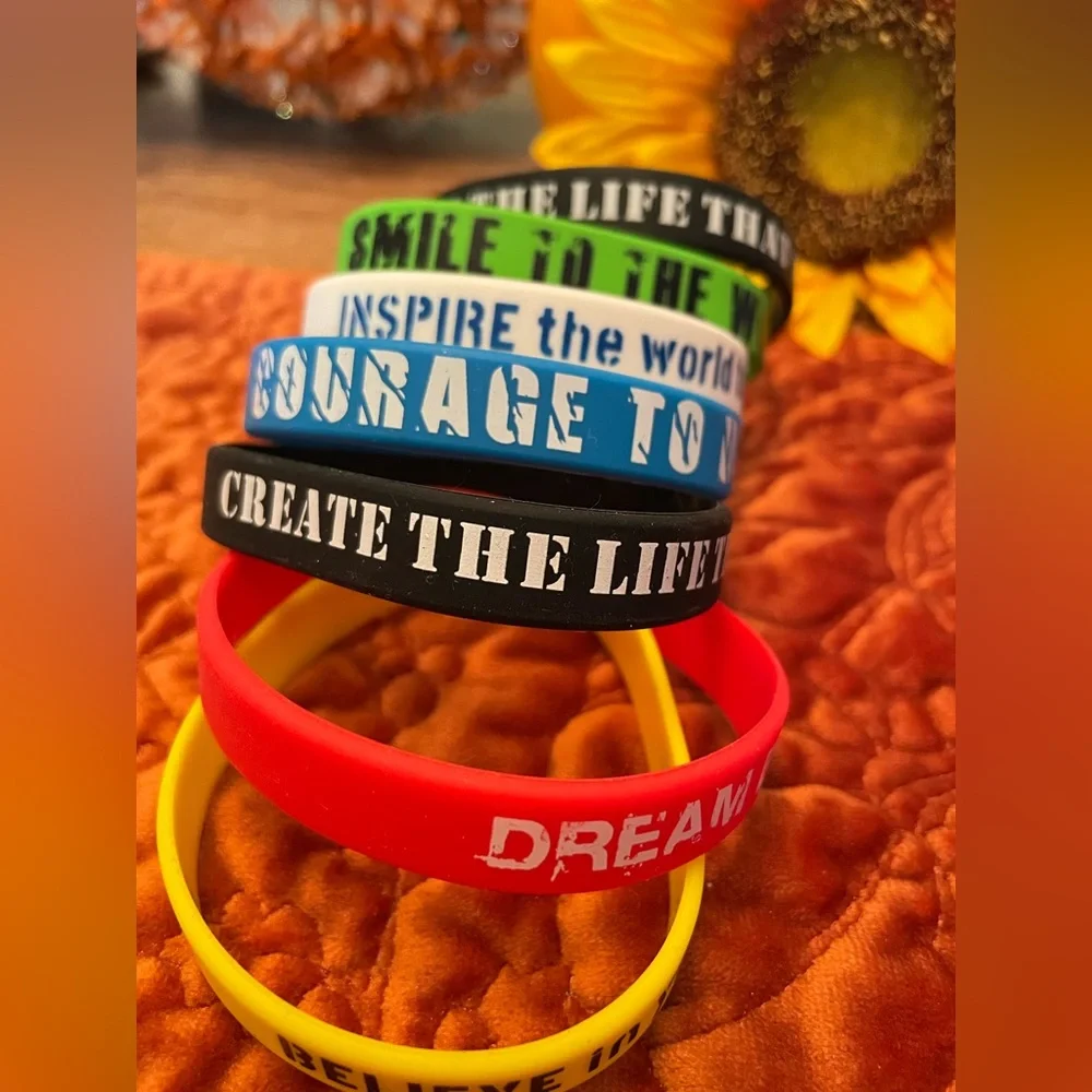 Inspirational Kids Wristband Set - Multicolor (8 bracelets included)